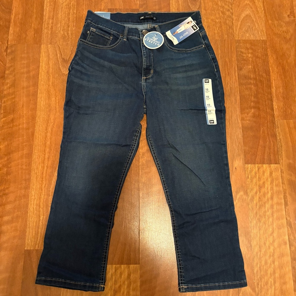 Lee Easy Fit Slimming Capri Jeans Women’s Size 10
